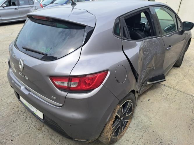 Image Feu diurne avant gauche - RENAULT CLIO 4