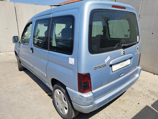 Image Feu arriere principal gauche (feux) - CITROEN BERLINGO 1