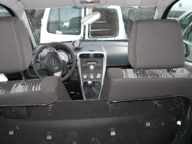 Image Feu arriere principal droit (feux) - OPEL AGILA A