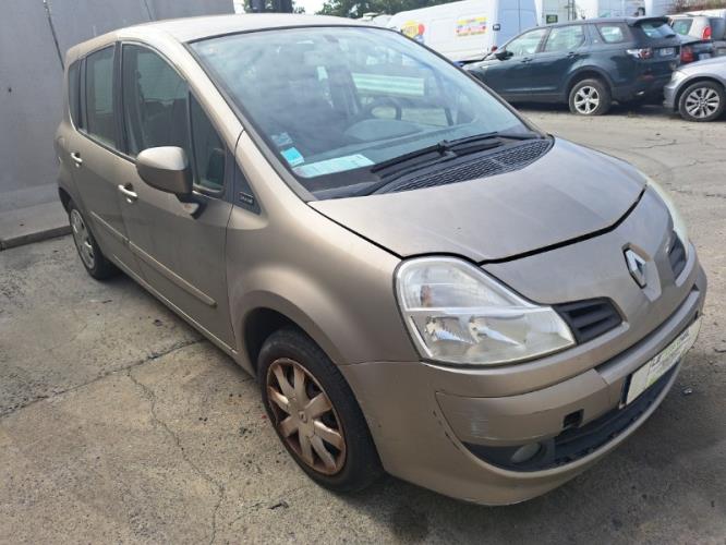Image Feu arriere principal droit (feux) - RENAULT GRAND MODUS