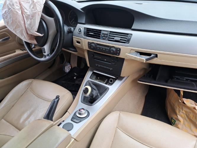 Image Ecran GPS - BMW SERIE 3 E90