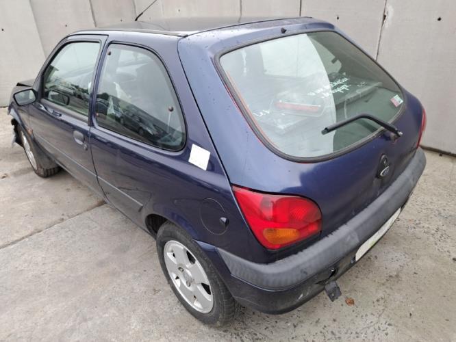 Image Feu arriere principal gauche (feux) - FORD FIESTA 4