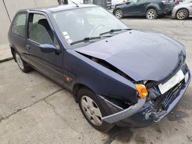Image Feu arriere principal gauche (feux) - FORD FIESTA 4
