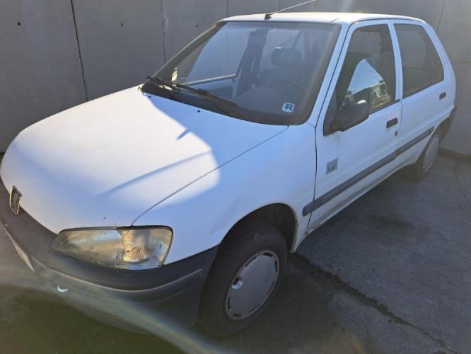 Image Pare choc avant - PEUGEOT 106