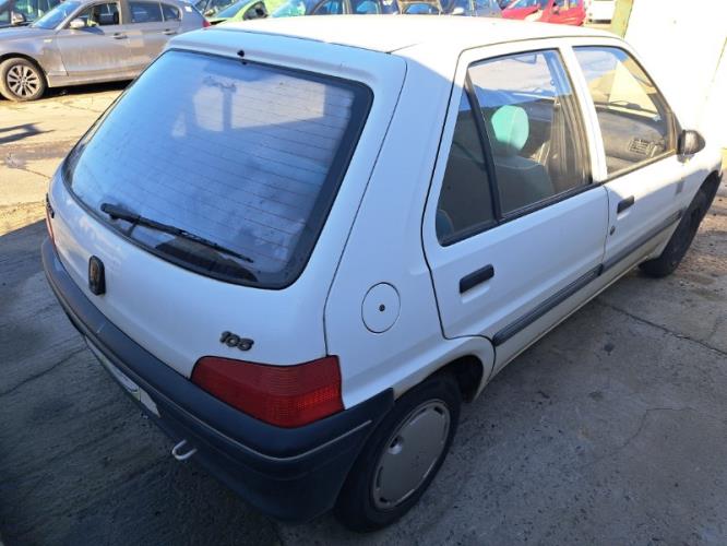 Image Pare choc avant - PEUGEOT 106
