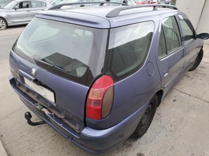 Image Feu arriere principal droit (feux) - PEUGEOT 306
