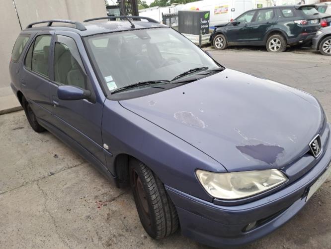 Image Feu arriere principal droit (feux) - PEUGEOT 306