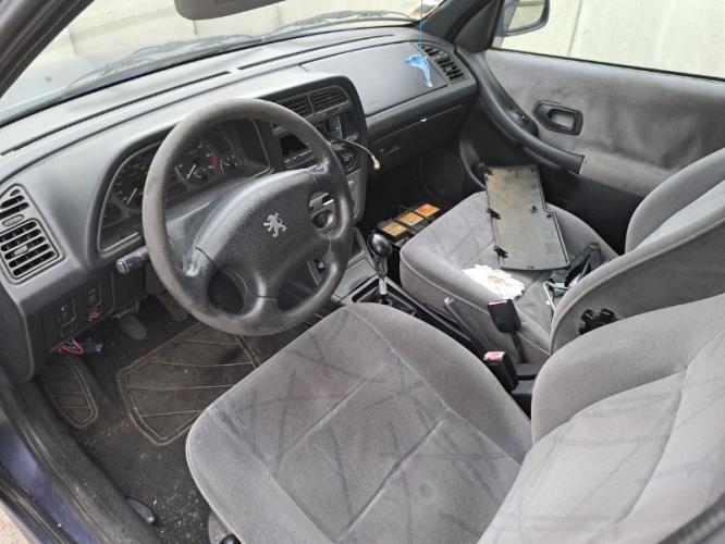 Image Feu arriere principal droit (feux) - PEUGEOT 306