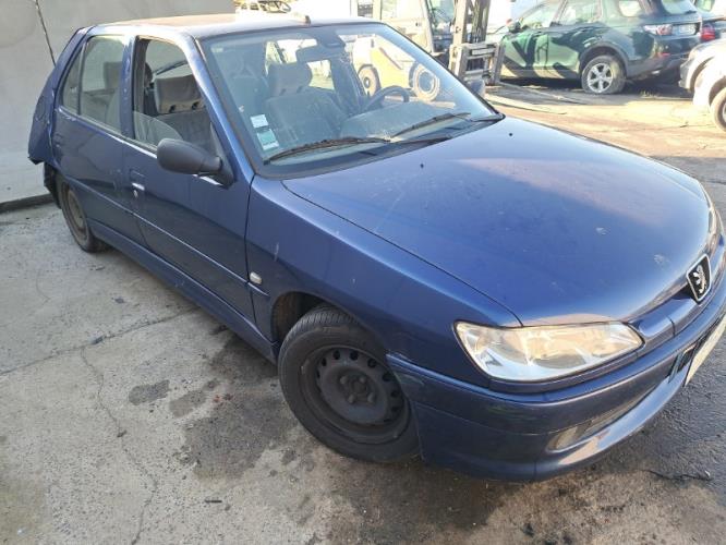 Image Retroviseur droit - PEUGEOT 306