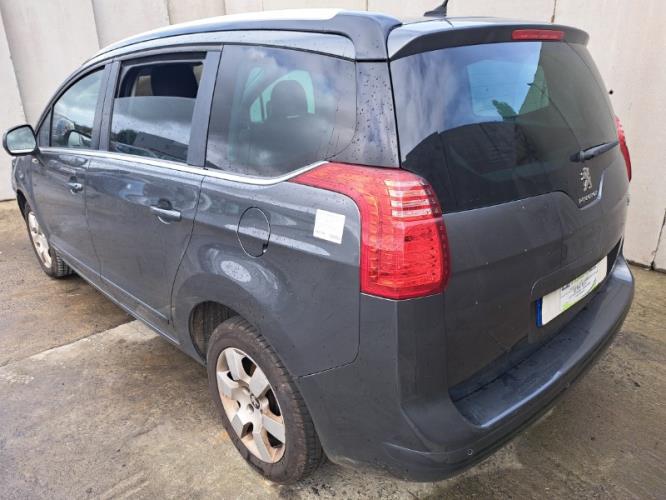 Image Aile avant droit - PEUGEOT 5008 1