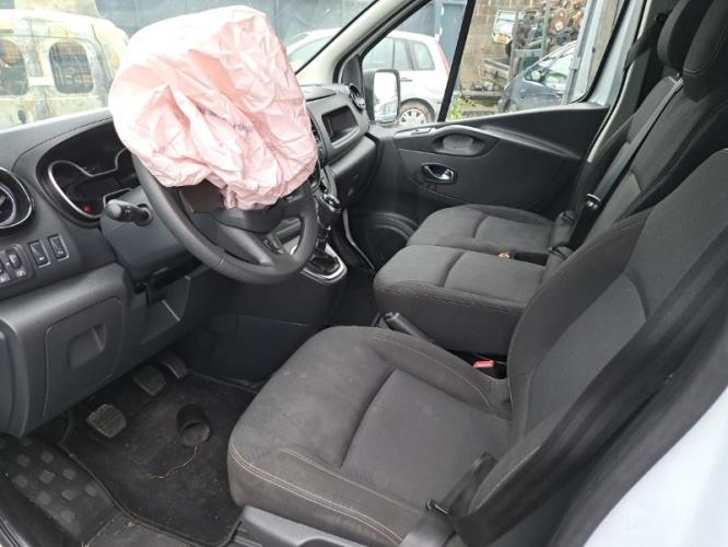 Image Moquette - RENAULT TRAFIC 3 COURT