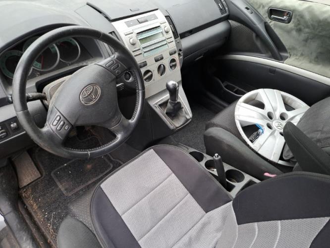 Image Capot - TOYOTA COROLLA VERSO 2
