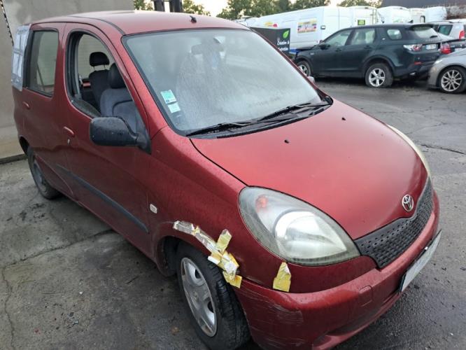 Image Capot - TOYOTA YARIS VERSO