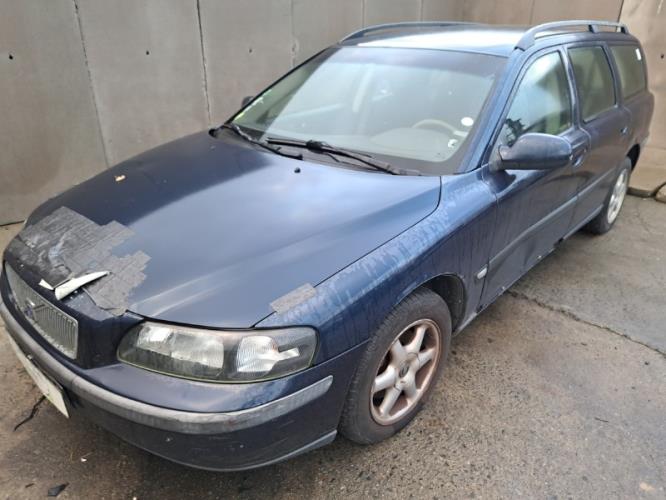 Image Malle/Hayon arriere - VOLVO V 70 1