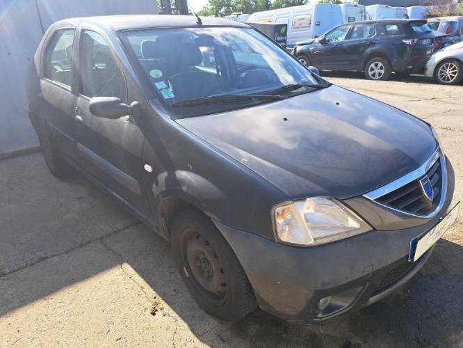 Image Pare choc arriere - DACIA LOGAN 1