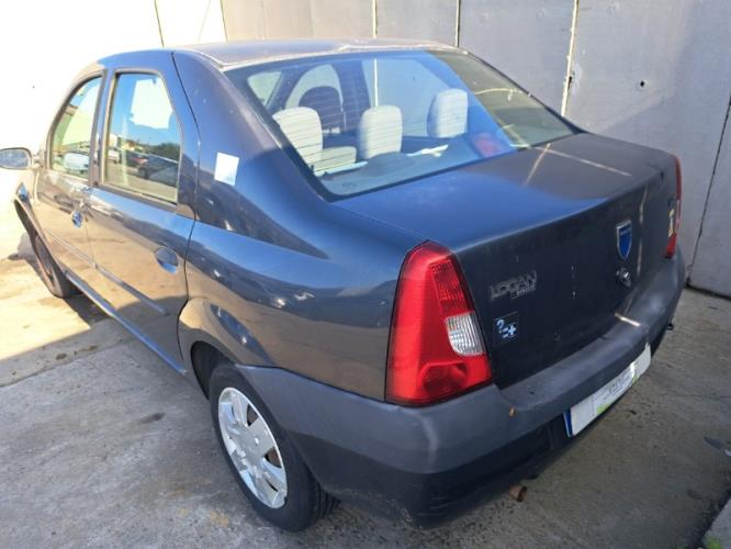 Image Pare choc arriere - DACIA LOGAN 1
