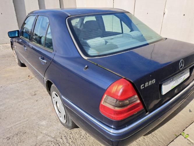 Image Feu arriere principal droit (feux) - MERCEDES CLASSE C 202