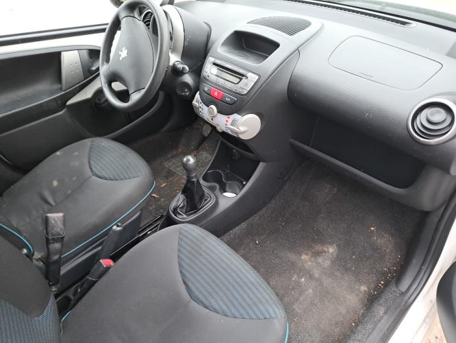 Image Malle/Hayon arriere - PEUGEOT 107