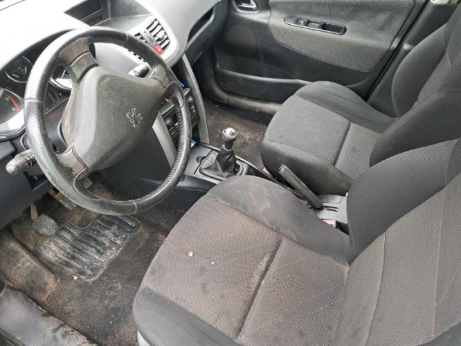 Image Pare choc arriere - PEUGEOT 207