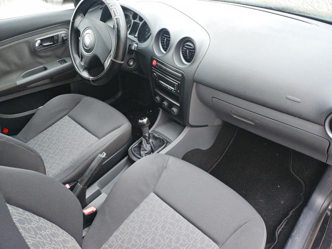 Image Pare choc avant - SEAT CORDOBA 2