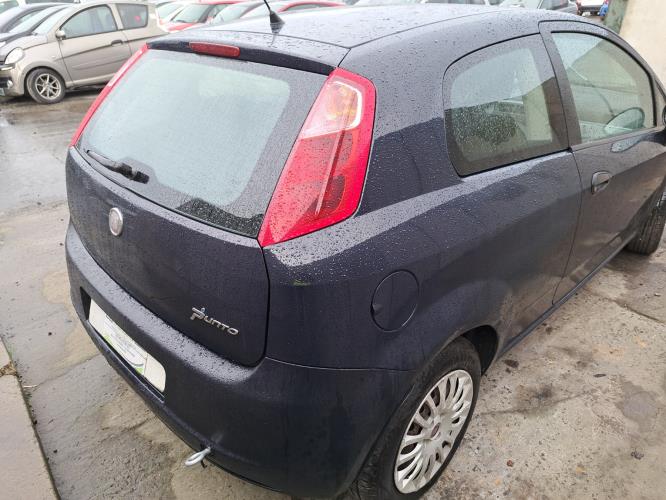 Image Capot - FIAT GRANDE PUNTO