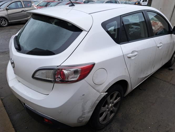 Image Plage arriere - MAZDA 3 2