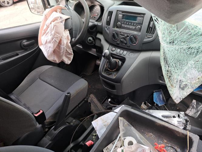 Image Siege avant droit - NISSAN NV200