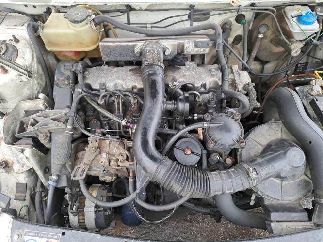 Image Calandre - PEUGEOT 205