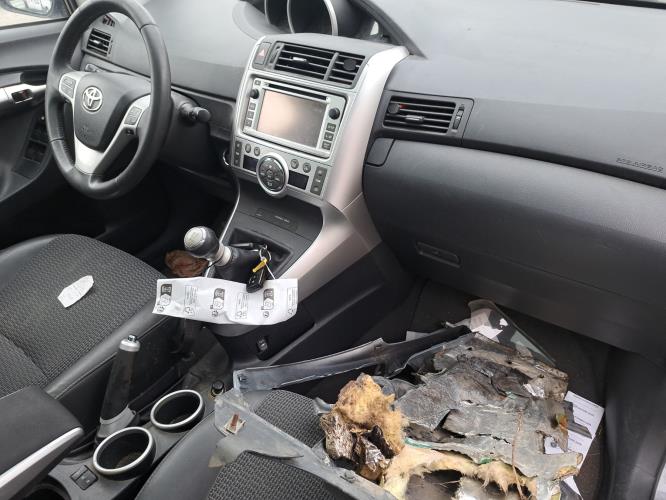 Image Moteur - TOYOTA VERSO