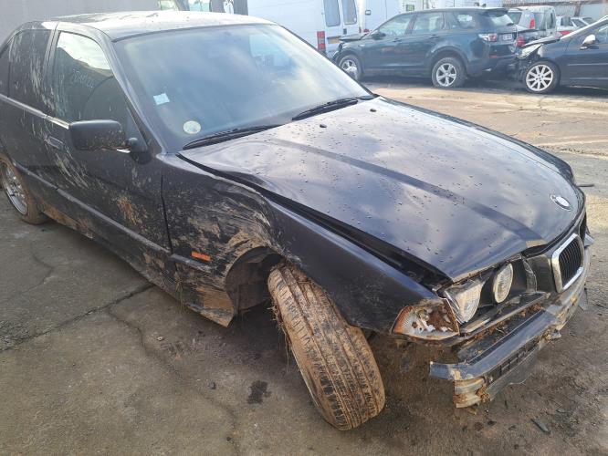 Image Retroviseur gauche - BMW SERIE 3 E36