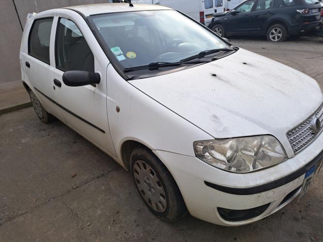Image Capot - FIAT PUNTO 2