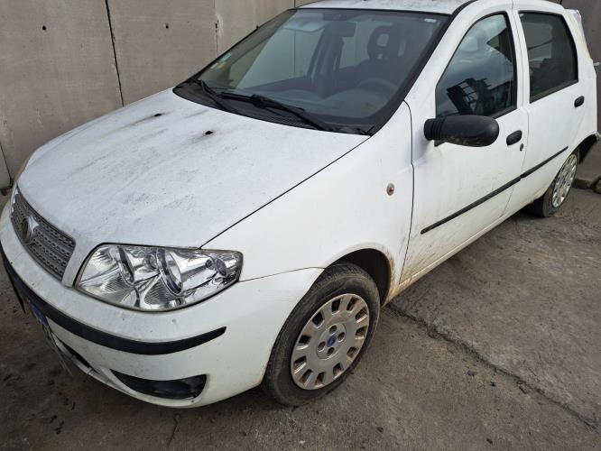 Image Capot - FIAT PUNTO 2