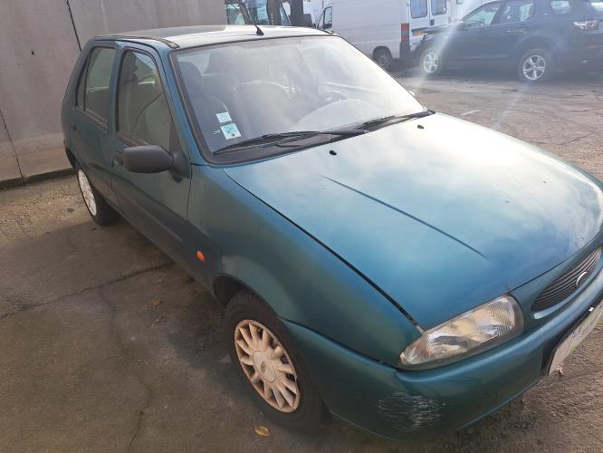 Image Calandre - FORD FIESTA 4