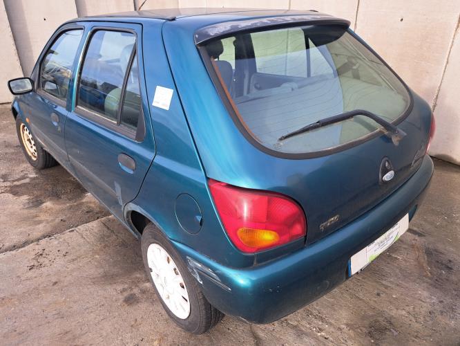 Image Calandre - FORD FIESTA 4
