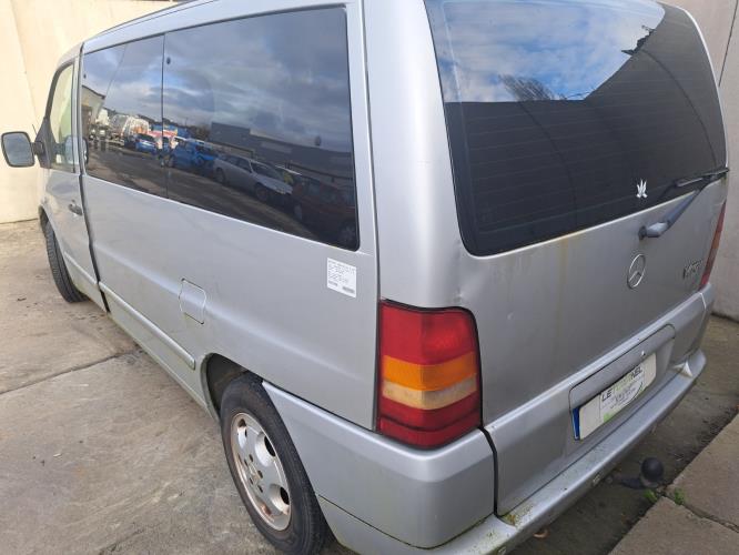 Image Optique avant secondaire droit (feux)(clignotant) - MERCEDES VITO 638