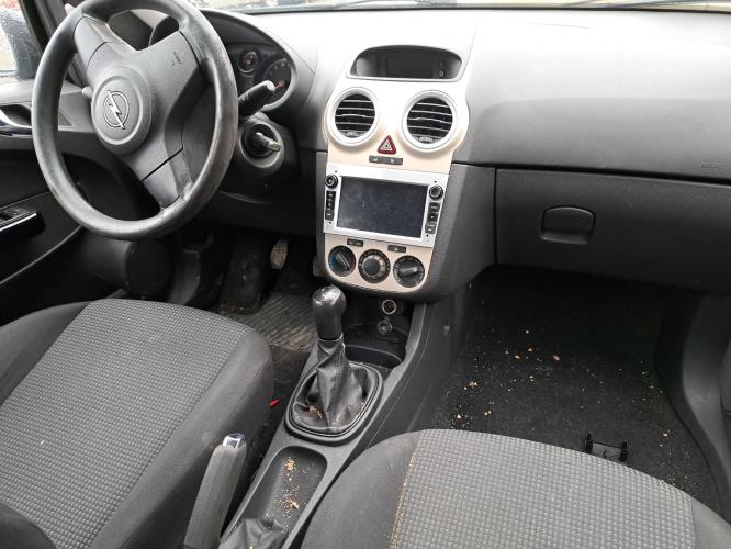 Image Malle/Hayon arriere - OPEL CORSA D