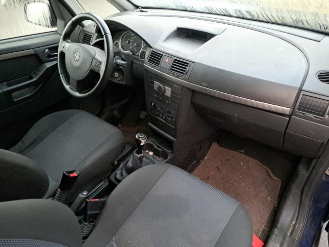 Image Feu arriere principal droit (feux) - OPEL MERIVA A
