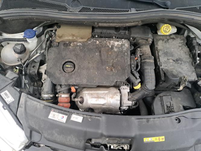 Image Ecran GPS - PEUGEOT 208 1