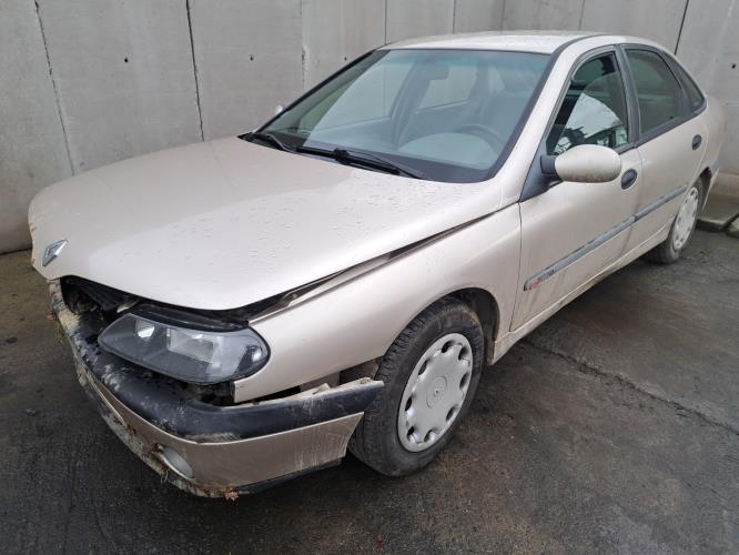 Image Feu arriere principal droit (feux) - RENAULT LAGUNA 1