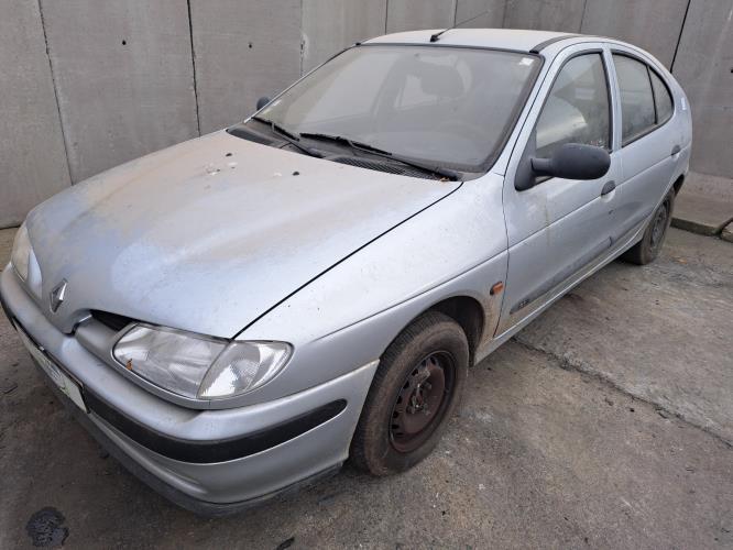 Image Capot - RENAULT MEGANE 1