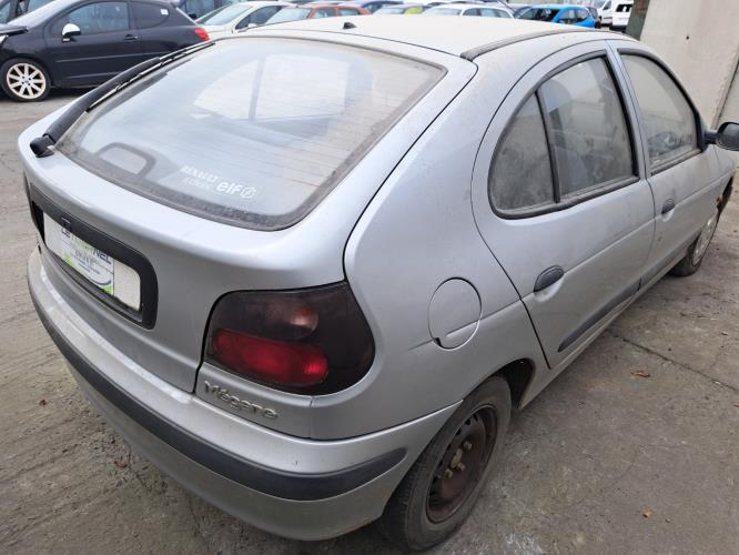 Image Capot - RENAULT MEGANE 1