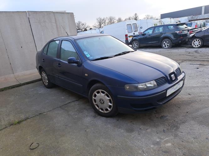 Image Feu arriere principal gauche (feux) - SEAT TOLEDO 2