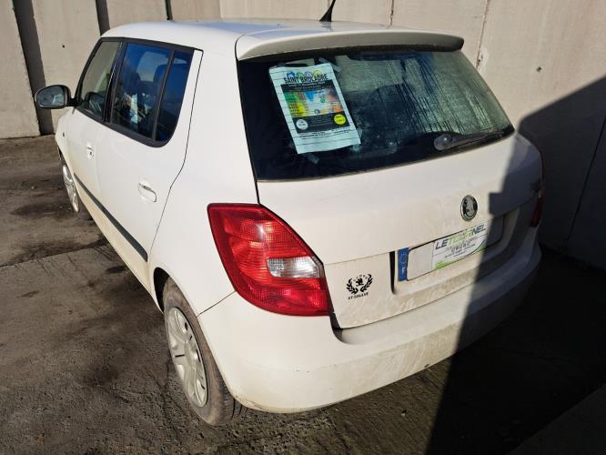 Image Autoradio d'origine - SKODA FABIA 2