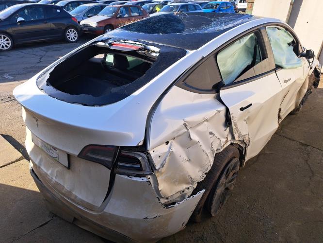 Image Tablette - TESLA MODEL Y