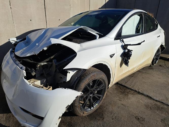 Image Tablette - TESLA MODEL Y