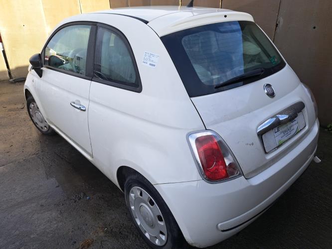 Image Plage arriere - FIAT 500 2