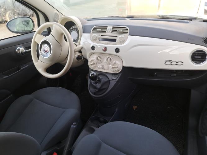 Image Plage arriere - FIAT 500 2