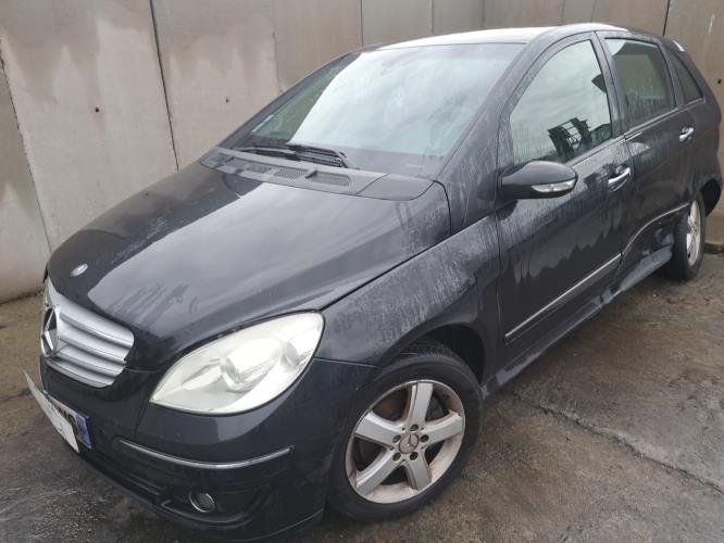Image Porte avant gauche - MERCEDES CLASSE B 245