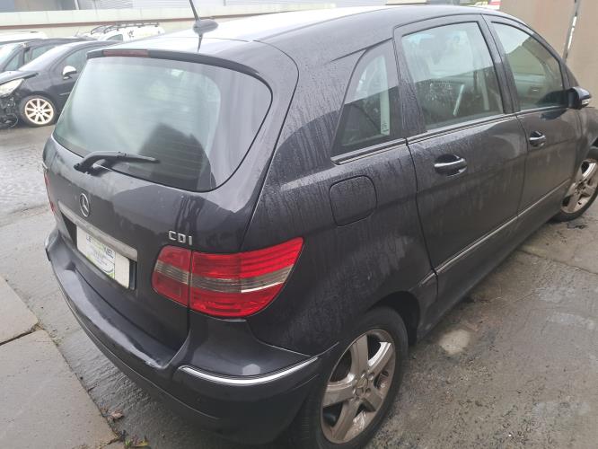 Image Porte avant gauche - MERCEDES CLASSE B 245