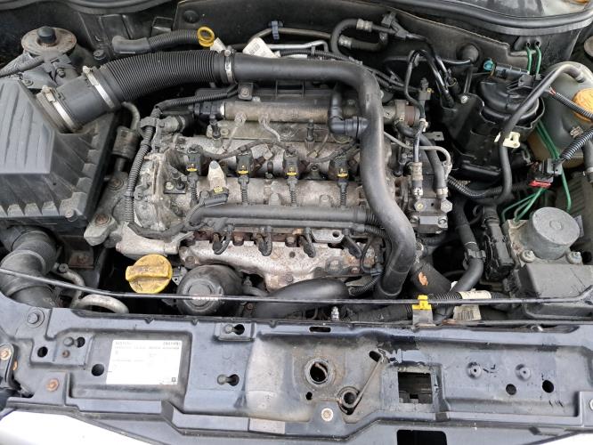 Image Capot - OPEL TIGRA 2